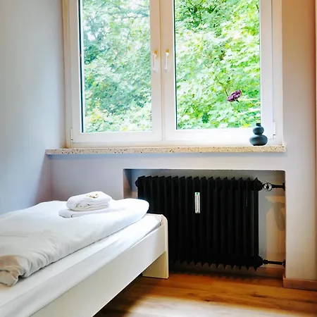 Naturnahes Apartment- 3 Betten-waschmaschine-parkplatz-balkon